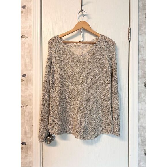 Poof Sweater  - Picture 1 of 4